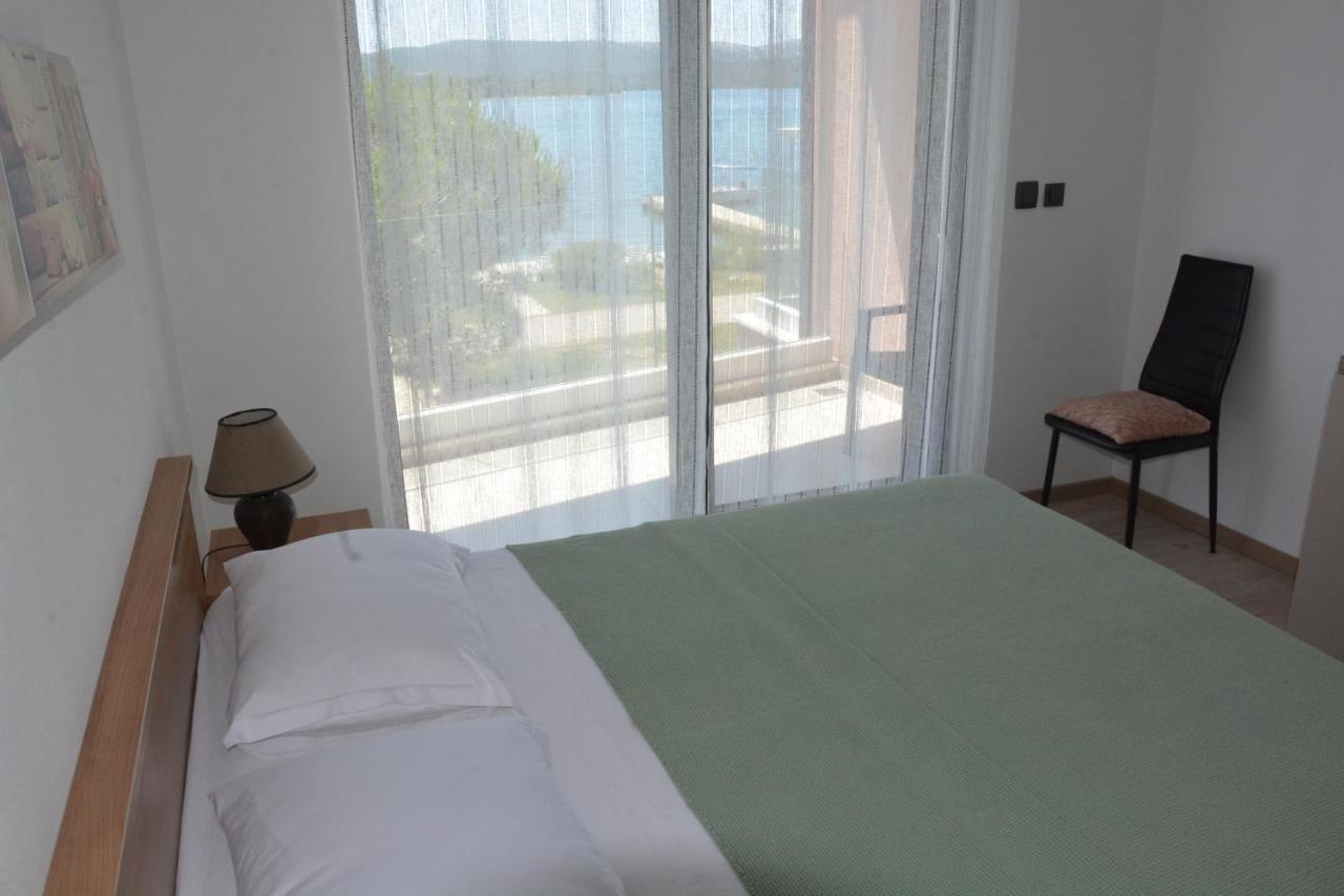 Sole Apartman Turanj Kültér fotó
